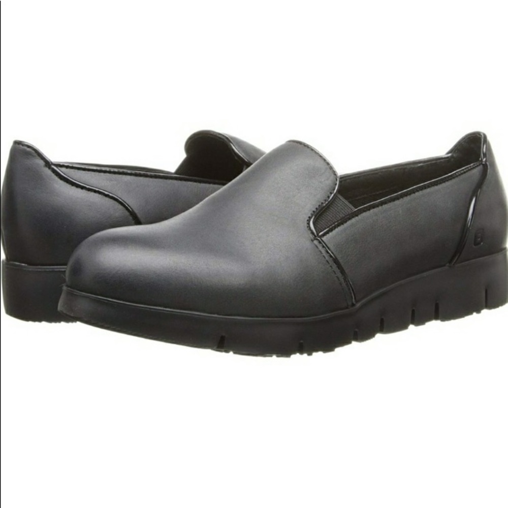 Tsubo Ebonee slip on‎ clog loafer flats
